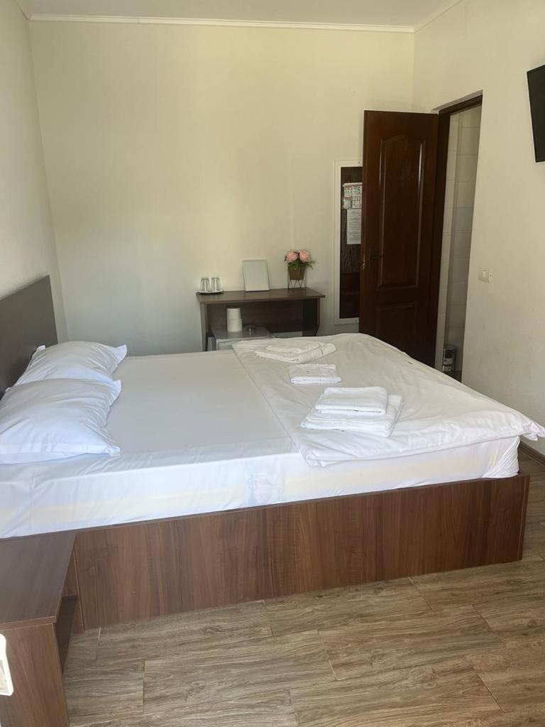 Vila Amir Vama Veche Exteriér fotografie
